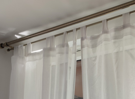 Curtain fitting in West London by Fantastic Handyman